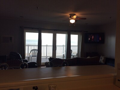 Oceanfront condo!!!!  Steps to 7 mile beach, steps to downtown Old Orchard Beach