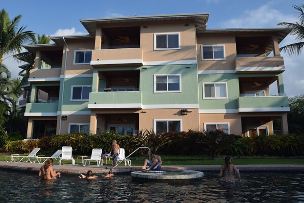 View of Kahalu’u Beach Villa Complex.