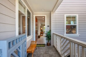 Entry to your "home in paradise", unit D23 in Fairway Villas