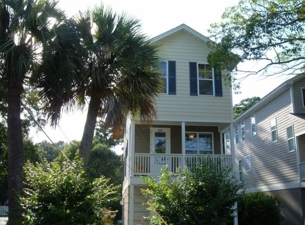 The front view of the house.