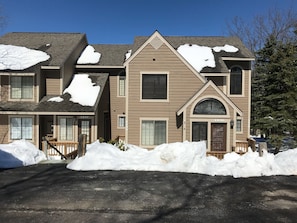Front View of 1139 Tanyard Lane - 1st Floor Level 