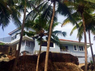 TROPICAL VIBES 5BHK Luxury Beach House