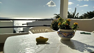 50 METERS FROM THE SEA: HOLIDAY APARTMENT IN NICE AND RELAXING AREA