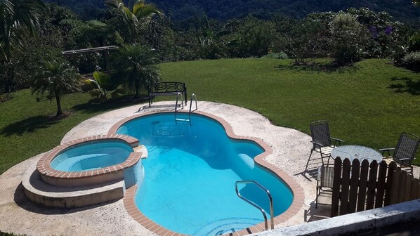 the pool awaits you (not heated). Summer is warm.