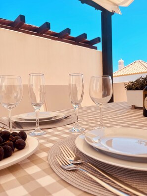 Terraço- Mesa de refeições