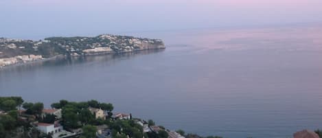 Vue prise de la terrasse.