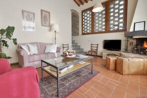 The livingroom with fireplace