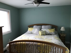 Guest Room - King sized mattress
