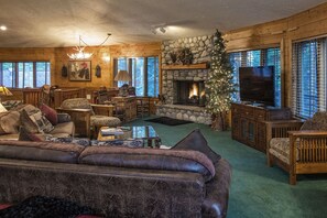 Main Living Room of the lodge. Best luxury vacation homes.
