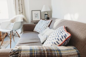 Sitting room has 2 couches