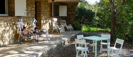 le mobilier de jardin / garden furniture