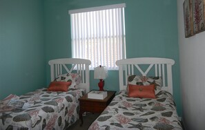 Bedroom #2 with 2 single beds