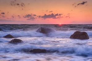 Woodneck Beach is less than half a mile from us. Watch a cranberry sunset here. 