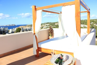 Villa Sea-Sunset view with pool in Cala Tarida.