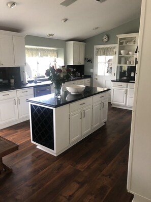 Large Kitchen