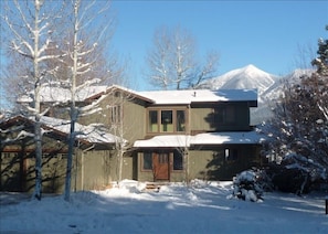 Flagstaff rental for snow skiing at Snowbowl and snow