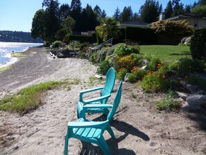 Long sandy beach - walk all the way to Porpoise Bay Provincial Park!