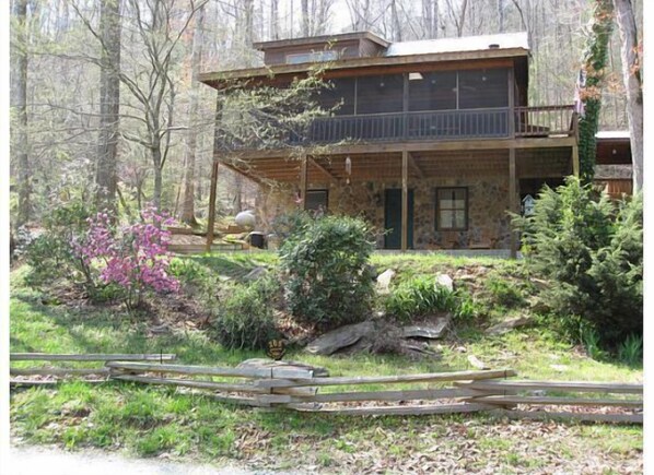 Shady River Retreat