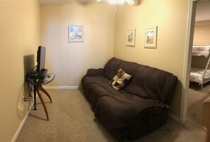 Level 2 Sitting Area
