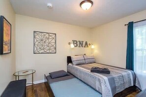 3rd Bedroom with Double Bed & Single Trundle
