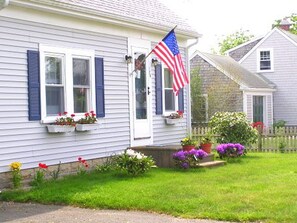 Welcome to Lewis Bay Getaway - a Traditional Cape Cod stye home