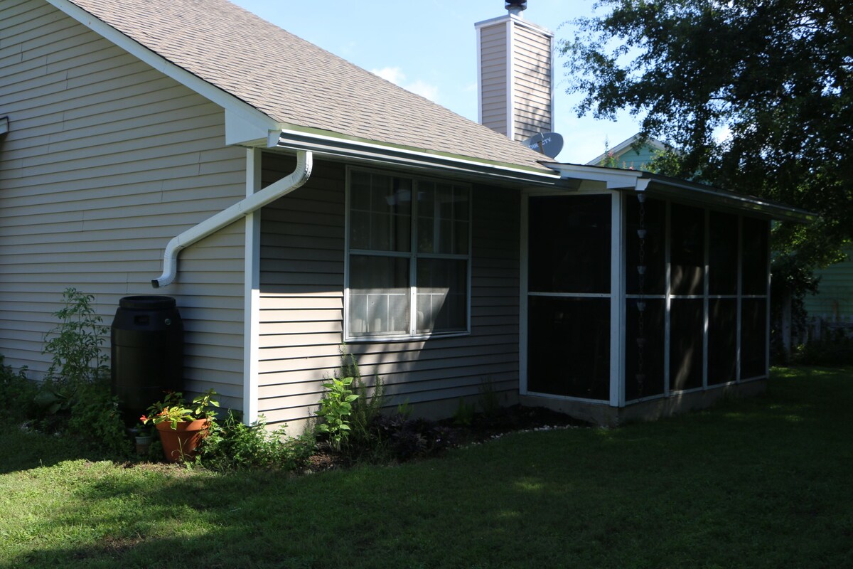 Main Image