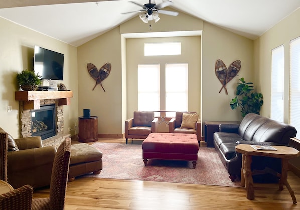 Spacious living room great room for family gathering with sofa bed and smart tv