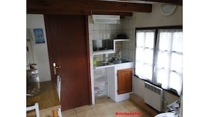 kitchenette