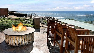 Fire pit with bar setting