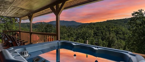 A great view and a relaxing hot tub. Send us a message if you have any questions