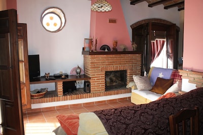 Beautiful restored house in central Alora with spectacular views from private 