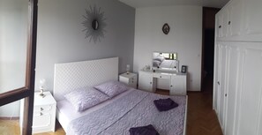 bedroom1
