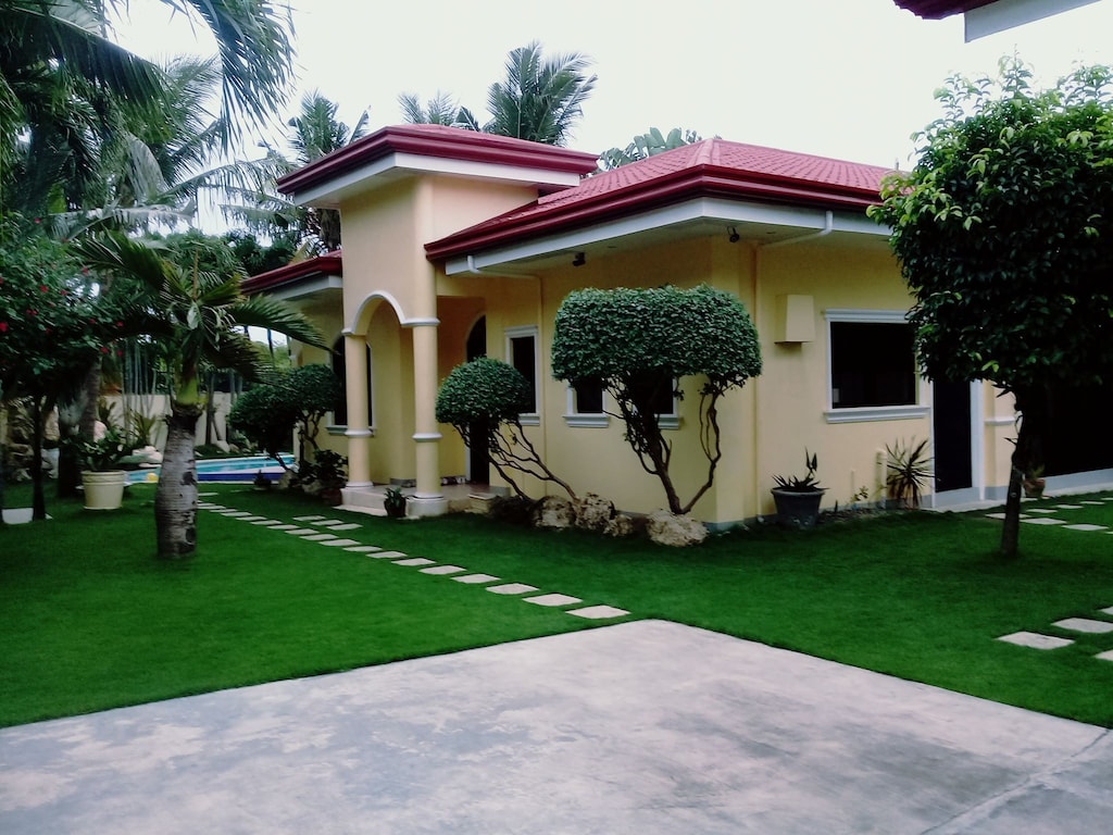 House With Nice Garden And Big Private Pool For Rent Suba Basbas