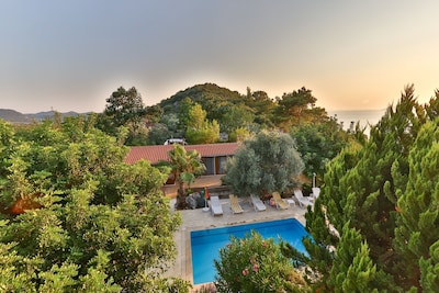 Kas Holiday Rental with Stunning Sea View and Swimming Pool ( 4 people )