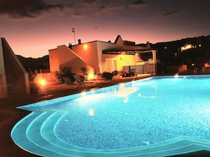 Bayview villa (B11) Is the house you will stay in. Evnings view