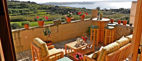 Welcome home... in complete privacy, luxury and sea views of all Maltese islands