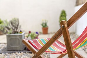 Courtyard garden