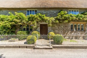 Atherstone Cottage