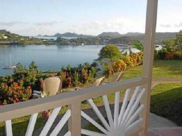 L'IXORA Garden & Bay View 1