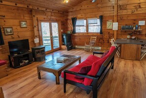 Living Room toward door!
