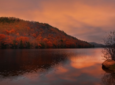 GLAMP BERNICE ON BEAUTIFUL ADIRONDACK HOBBY FARM