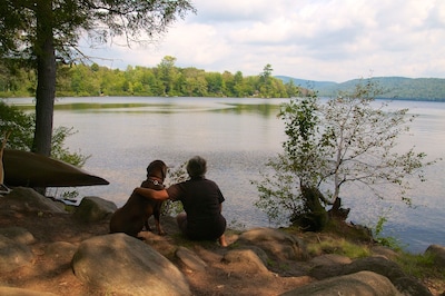 GLAMP BERNICE ON BEAUTIFUL ADIRONDACK HOBBY FARM