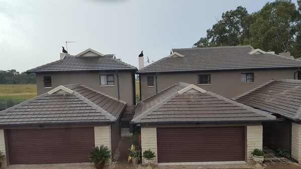 Stables units @candlewoods country estate