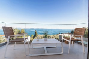 Beach/ocean view