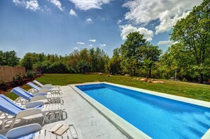 Romantic Villa Angelina in 6000 m2 large garden area with a swimming pool