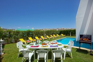 Swimming Poll and Garden and BBQ