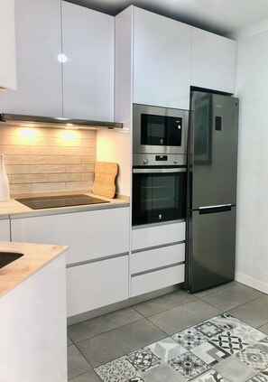 Newly fitted kitchen 