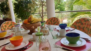 Outdoor dining