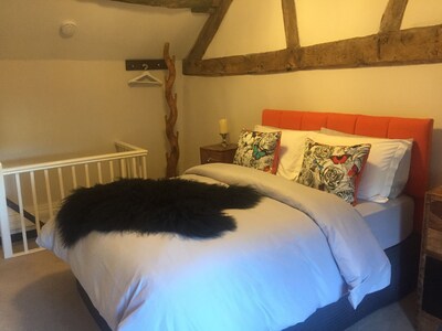 'Oh So Snug' Bijou 1-bedroom cottage, in the heart of Whalley, Clitheroe 