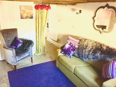 'Oh So Snug' Bijou 1-bedroom cottage, in the heart of Whalley, Clitheroe 